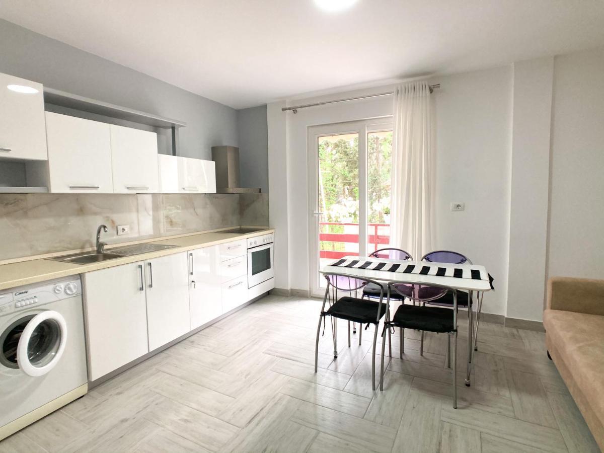 Promo Price September - Home By The Sea 1 Min From The Beach Golem  Bagian luar foto