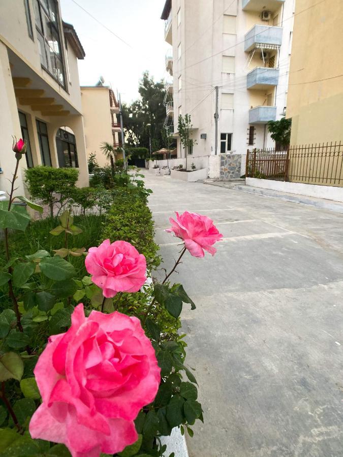 Promo Price September - Home By The Sea 1 Min From The Beach Golem  Bagian luar foto