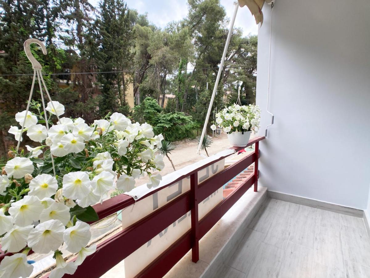 Promo Price September - Home By The Sea 1 Min From The Beach Golem  Bagian luar foto