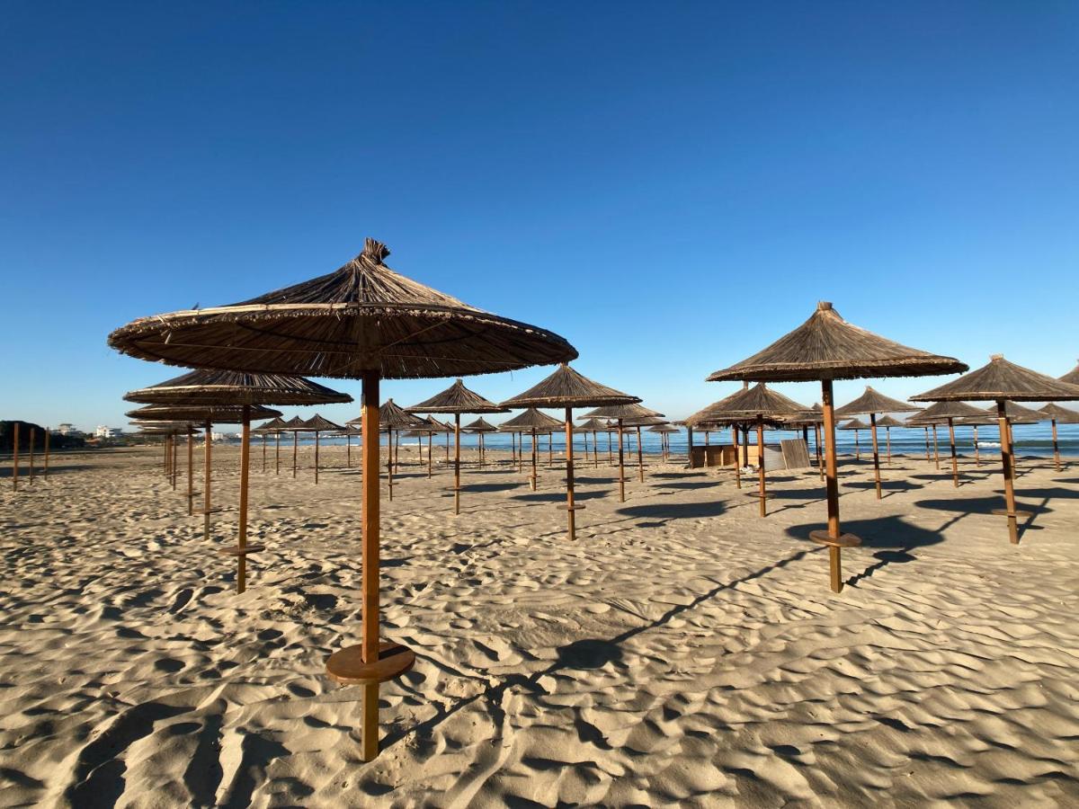 Promo Price September - Home By The Sea 1 Min From The Beach Golem  Bagian luar foto